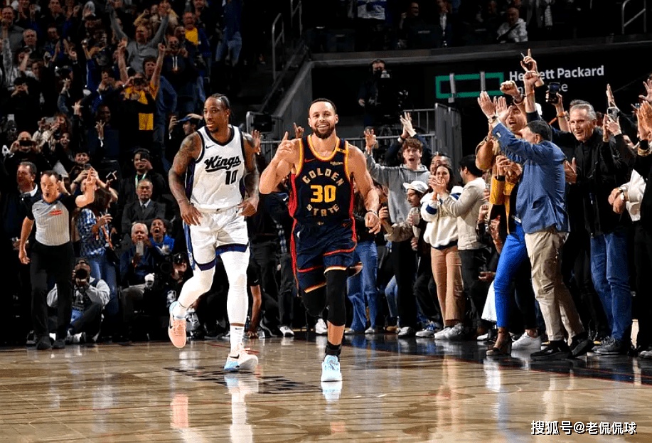 勇士王牌球员创赛季得分新高,媒体热捧,来源系列搜索程序投资. 勇士王牌球员创赛季得分新高,媒体热捧,来源系列搜索程序投资.